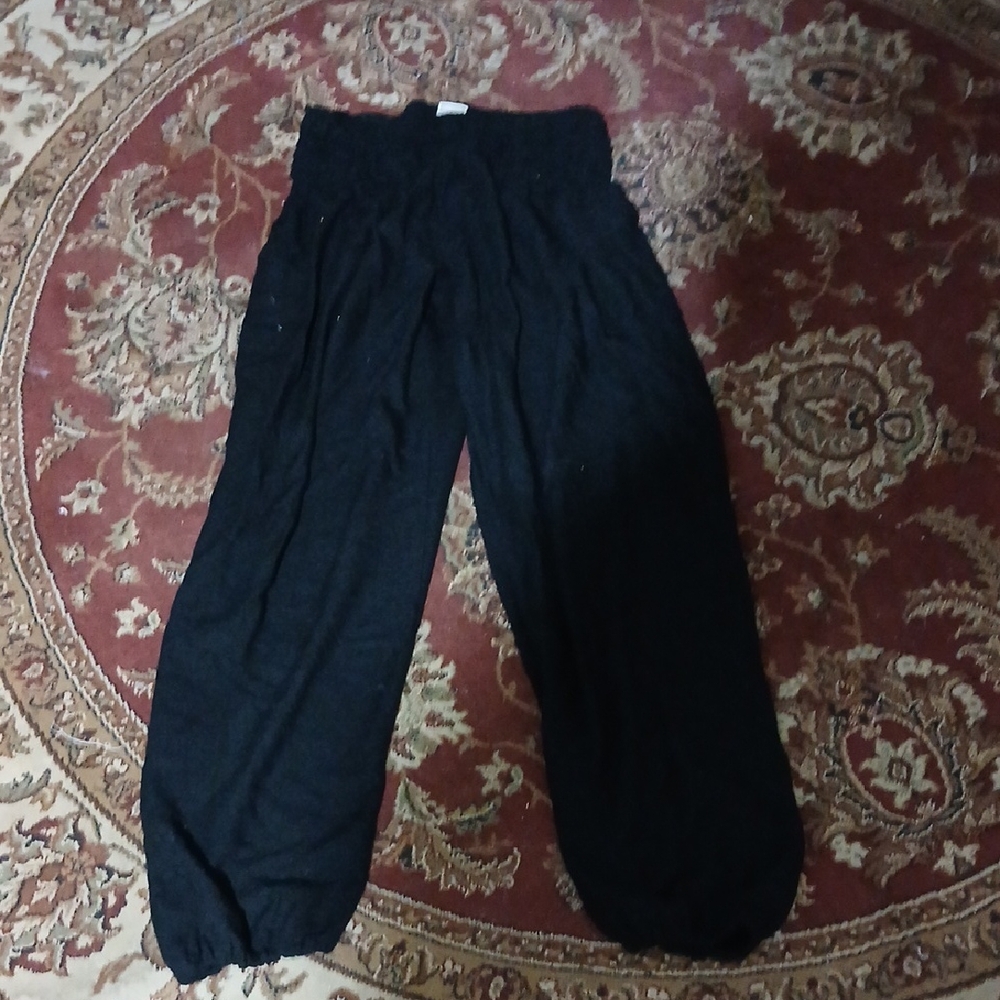 Black Jeanie Pants
